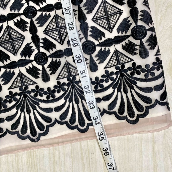 Shoshanna Black Cream Geometric print shift dress size 6 - Picture 7 of 16